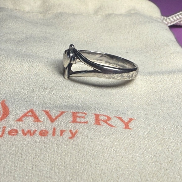 James Avery Cross Heart Ring - Picture 3 of 3